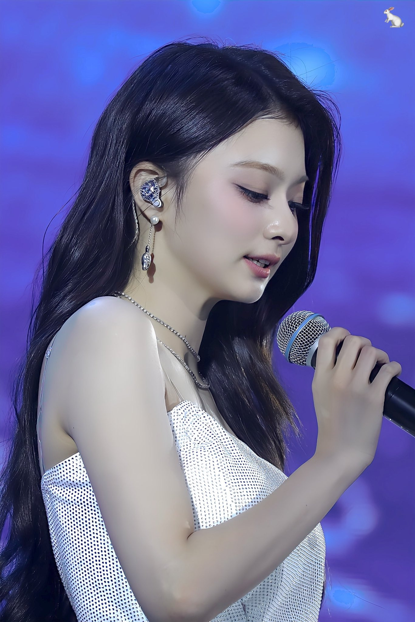 이나경 아기 팔뚝살 | 걸그룹연예인 | 일베저장소