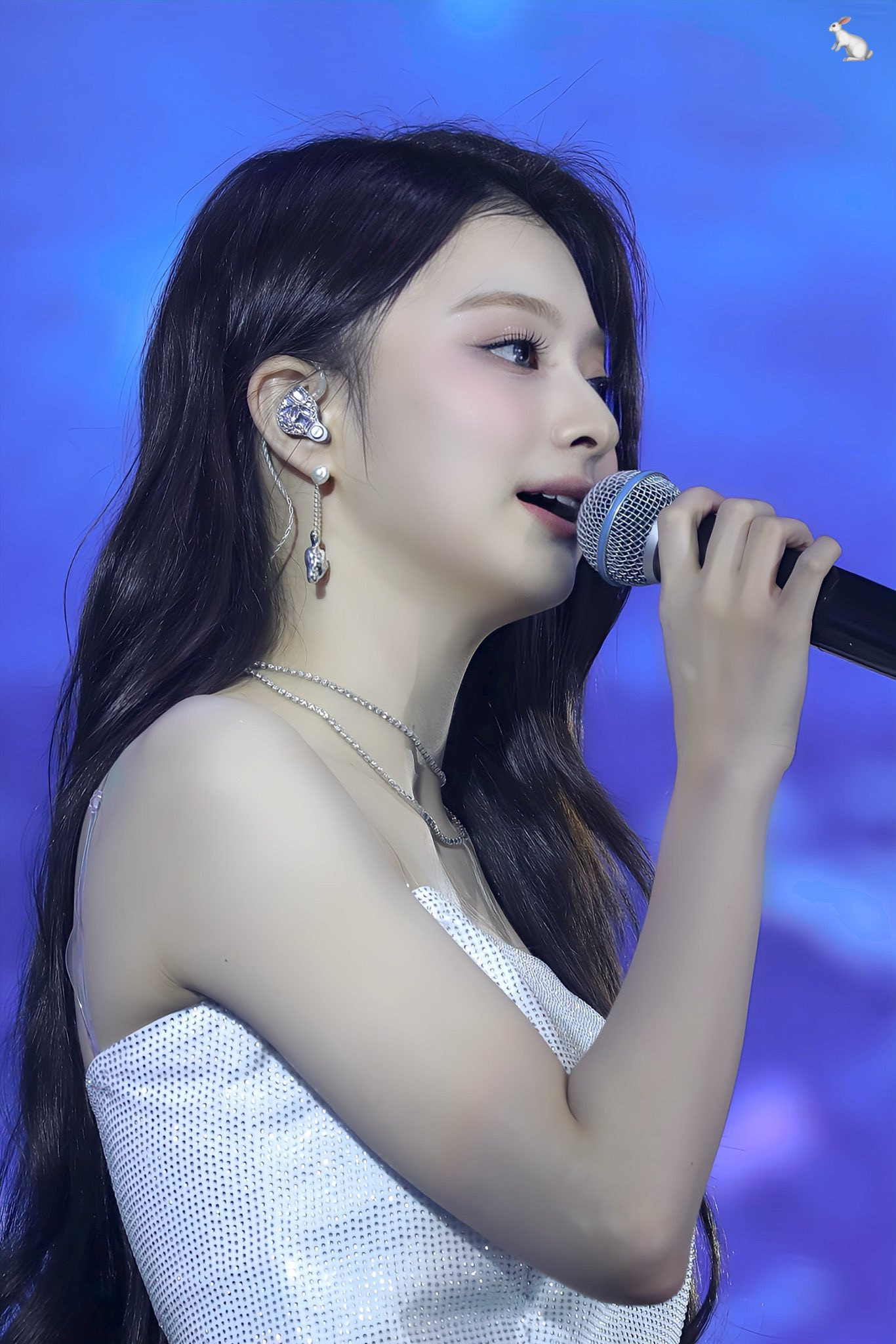 이나경 아기 팔뚝살 | 걸그룹연예인 | 일베저장소